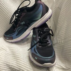 EUC  Ryka devotion +2 walking shoes